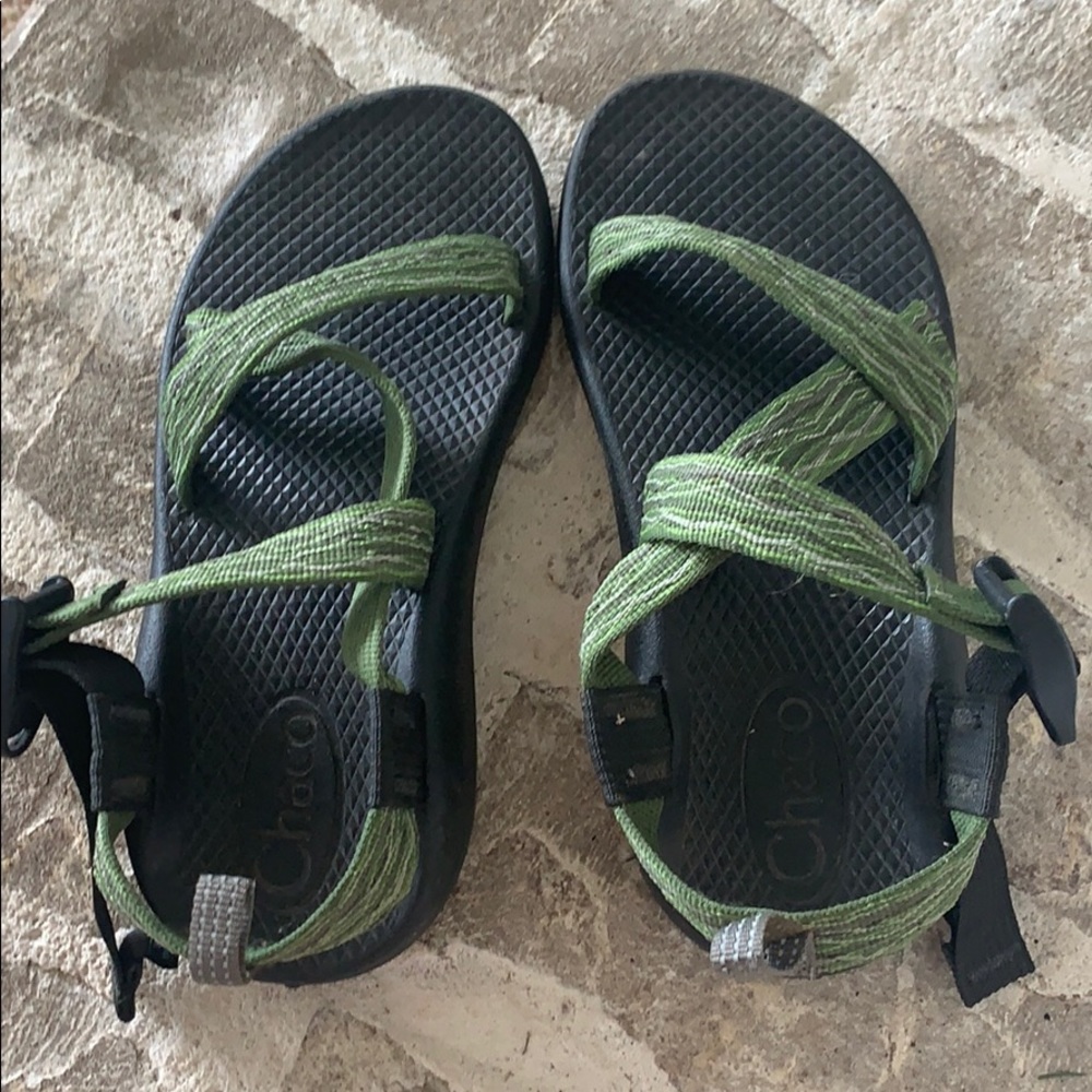 Youth chacos